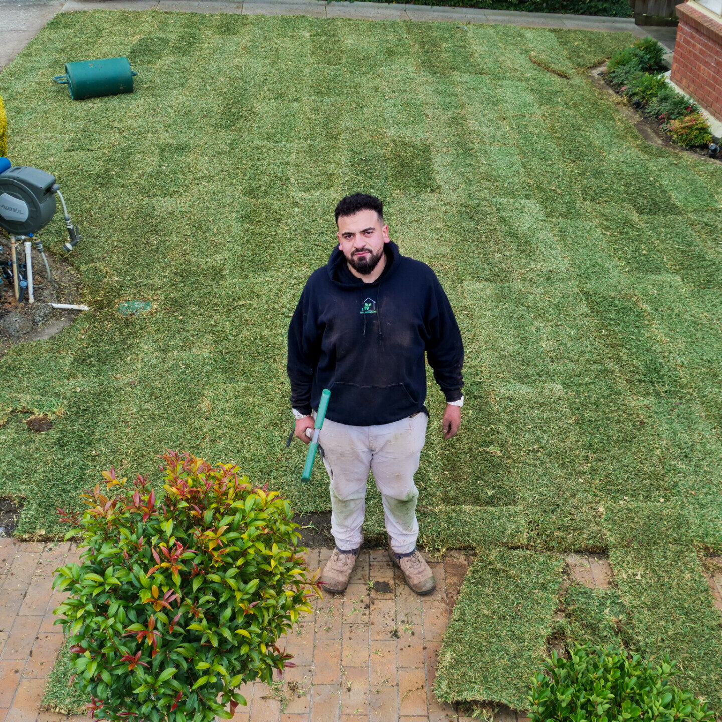 P1066294 Gardenscape creating a beautiful outdoor space in a Doncaster home